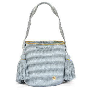 Essential Gris